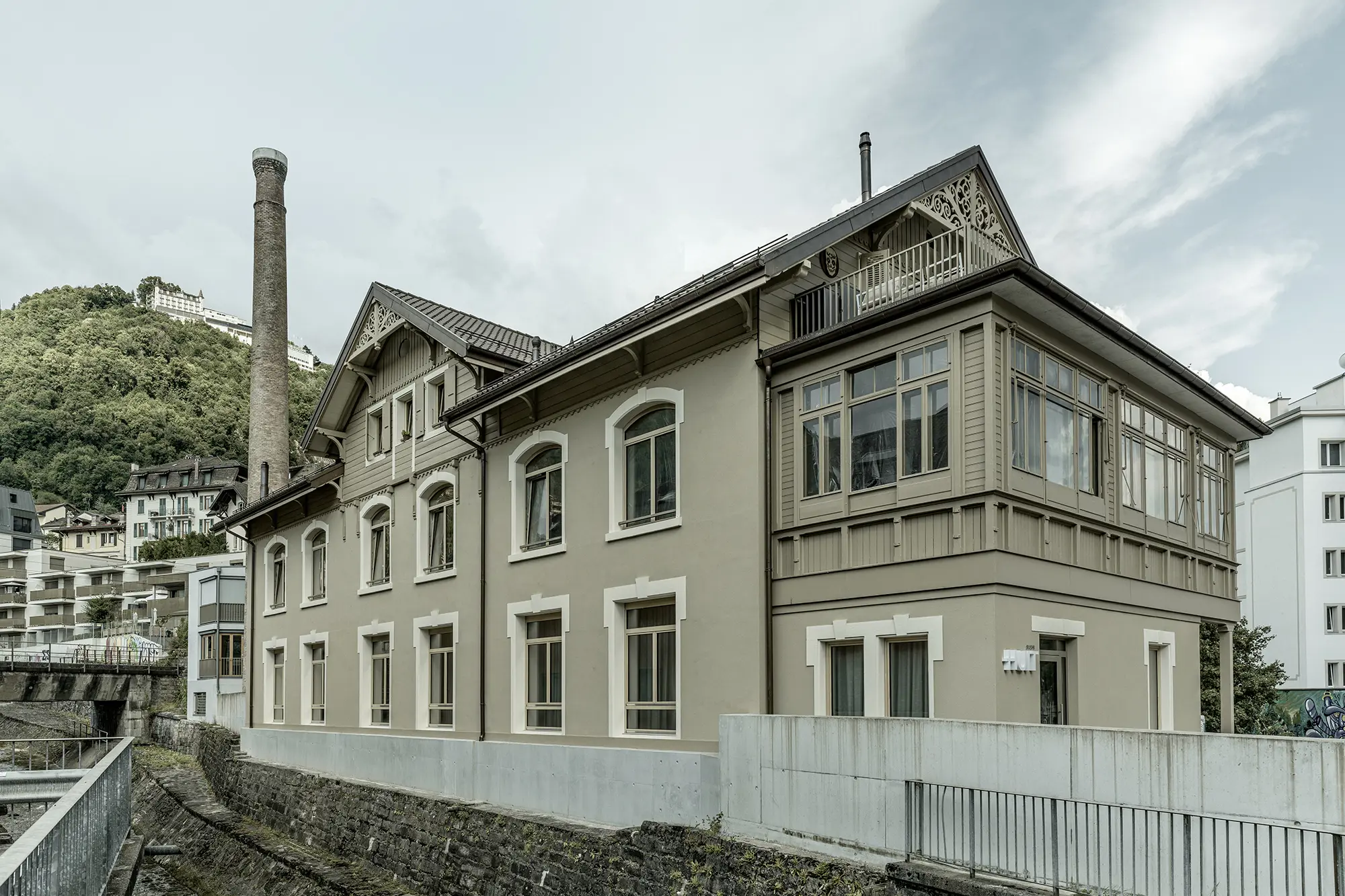 Seraina Invest Montreux NB 002 LR
