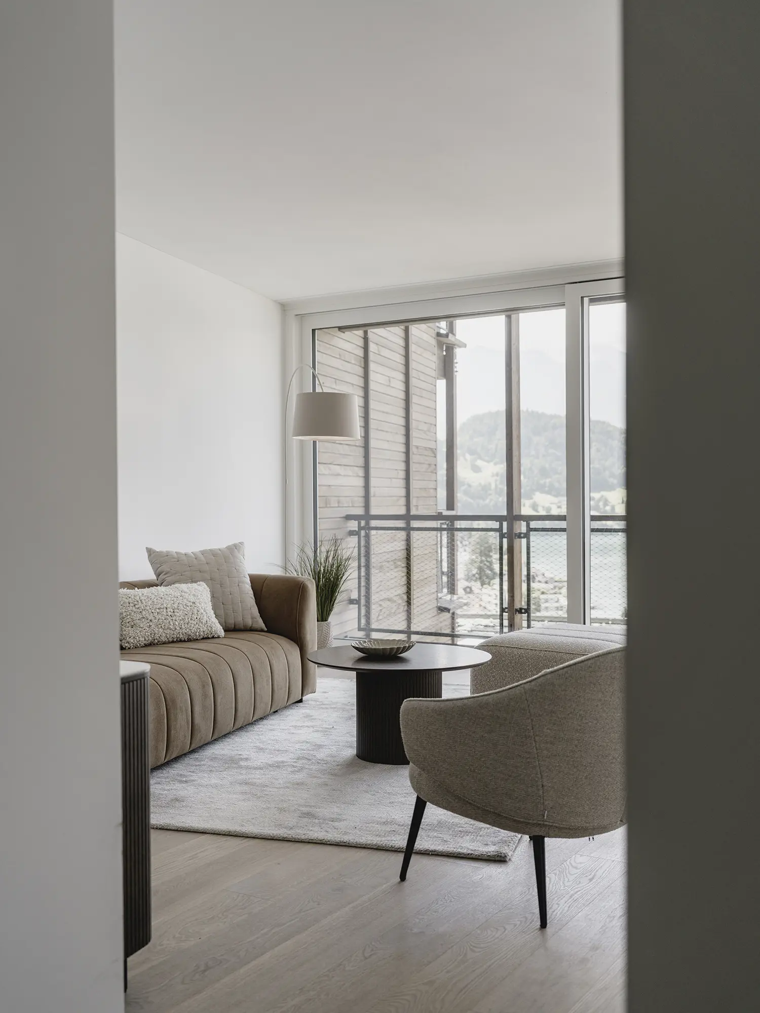 Seraina Invest Interior NB 05 LR