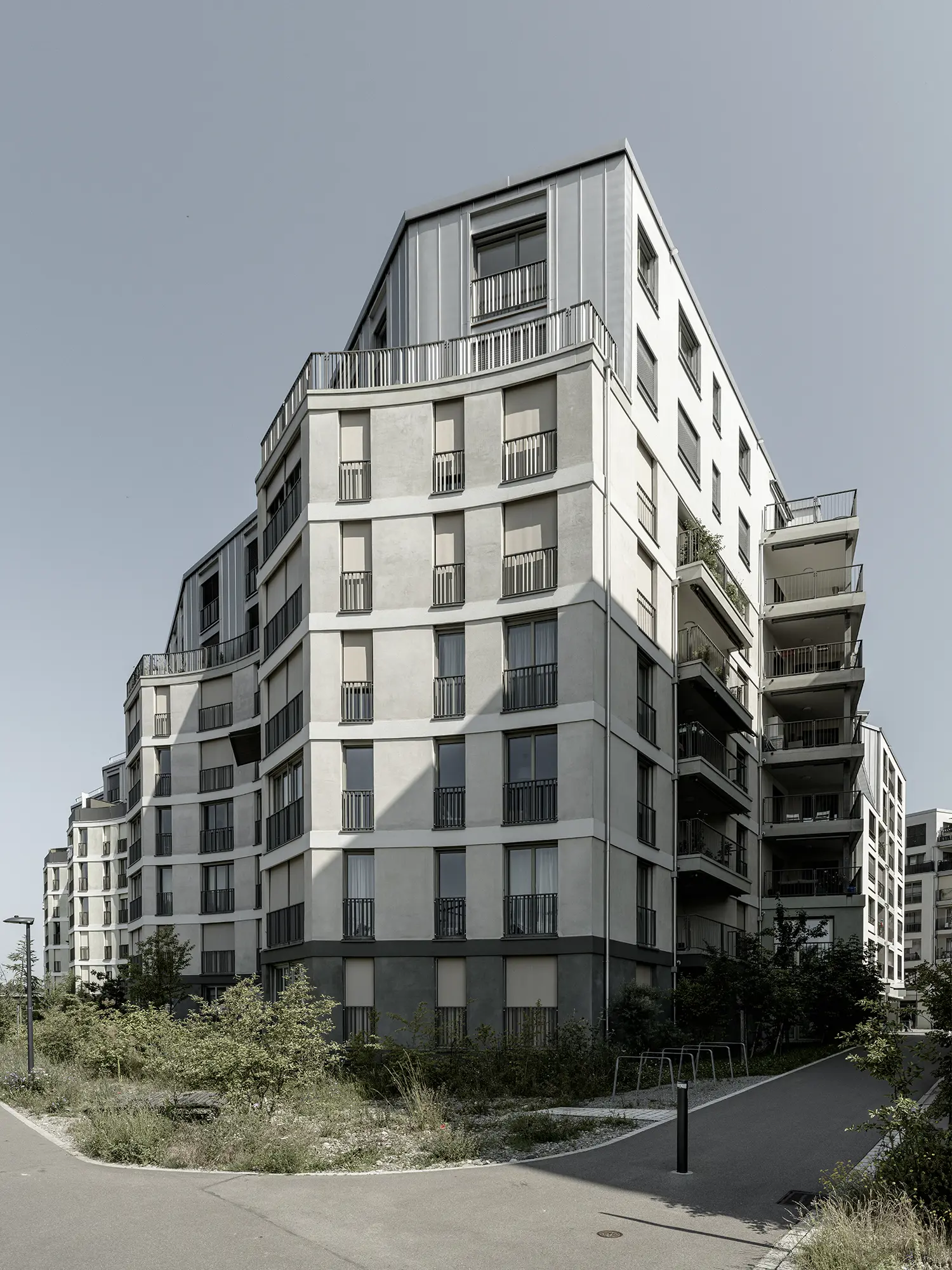 Seraina Invest Glasi Buelach NB 004 LR