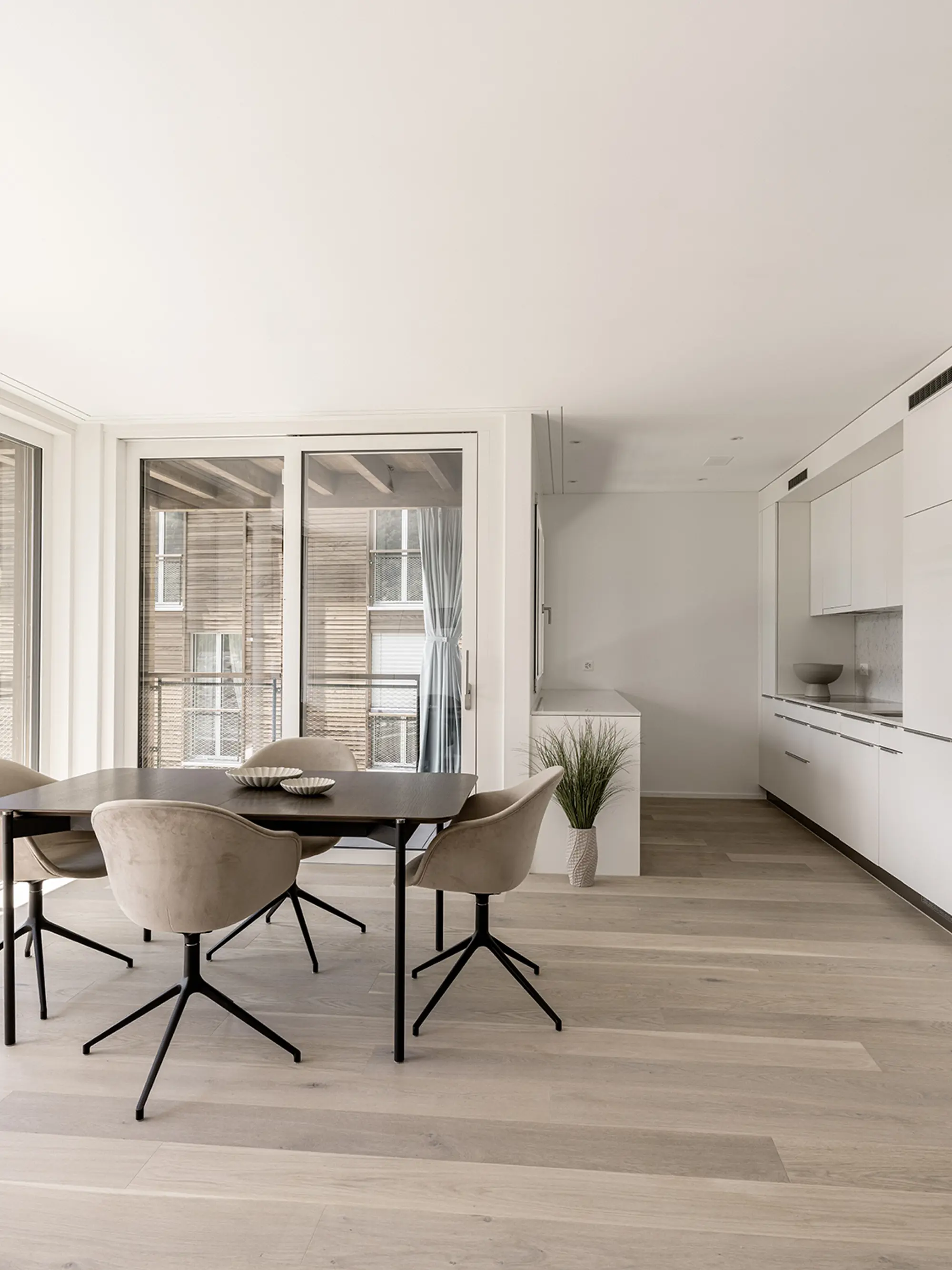 Seraina Invest Interior NB 02 LR