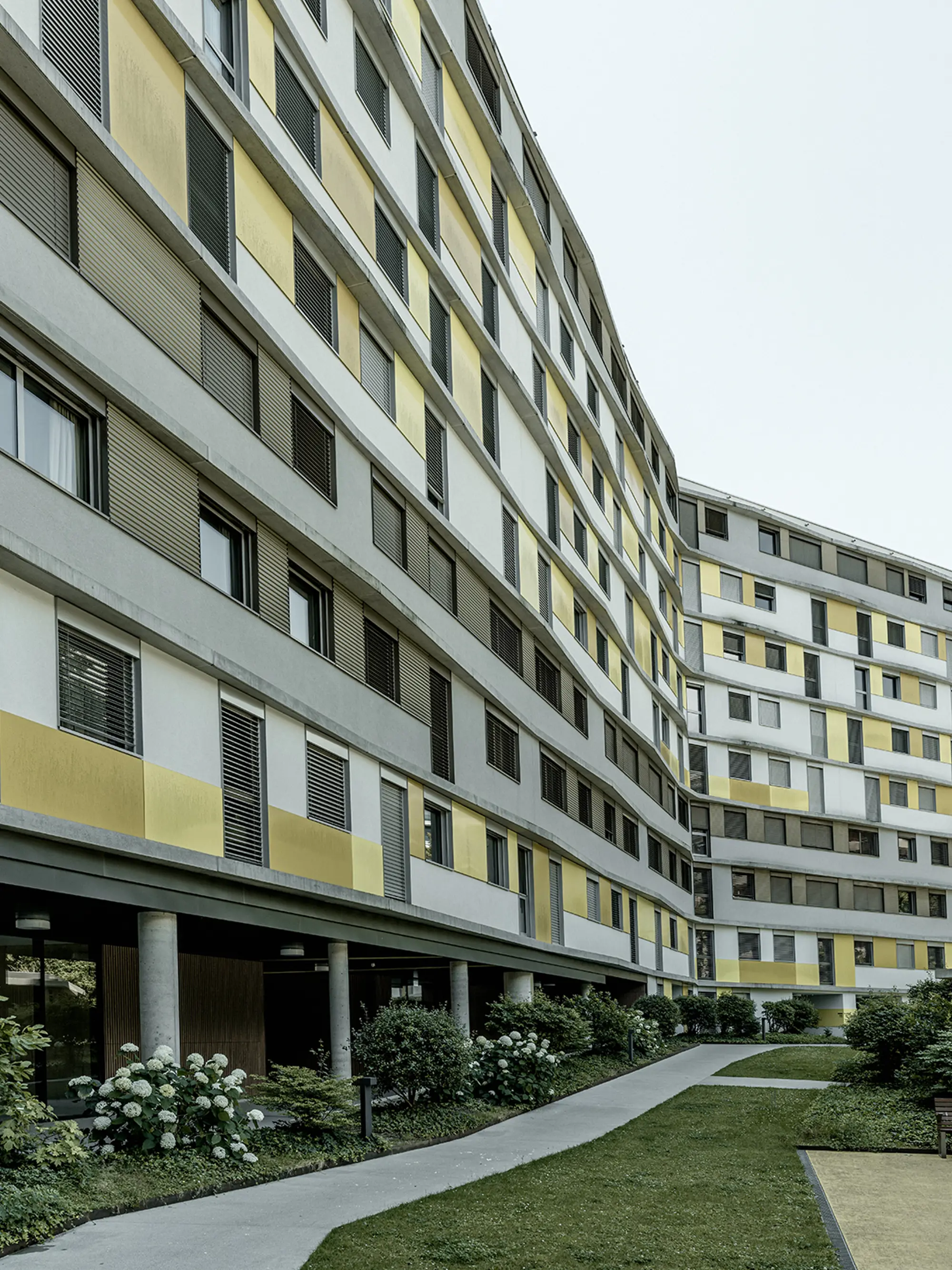 Seraina Invest Genf NB 002 LR