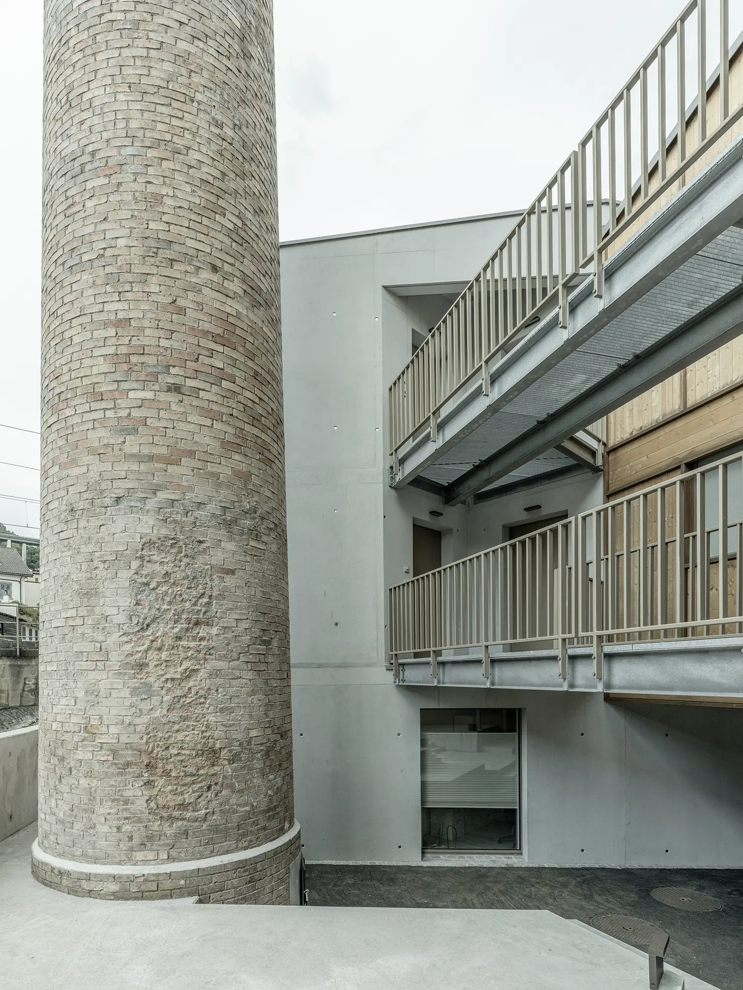 Seraina Invest Montreux NB 006 LR