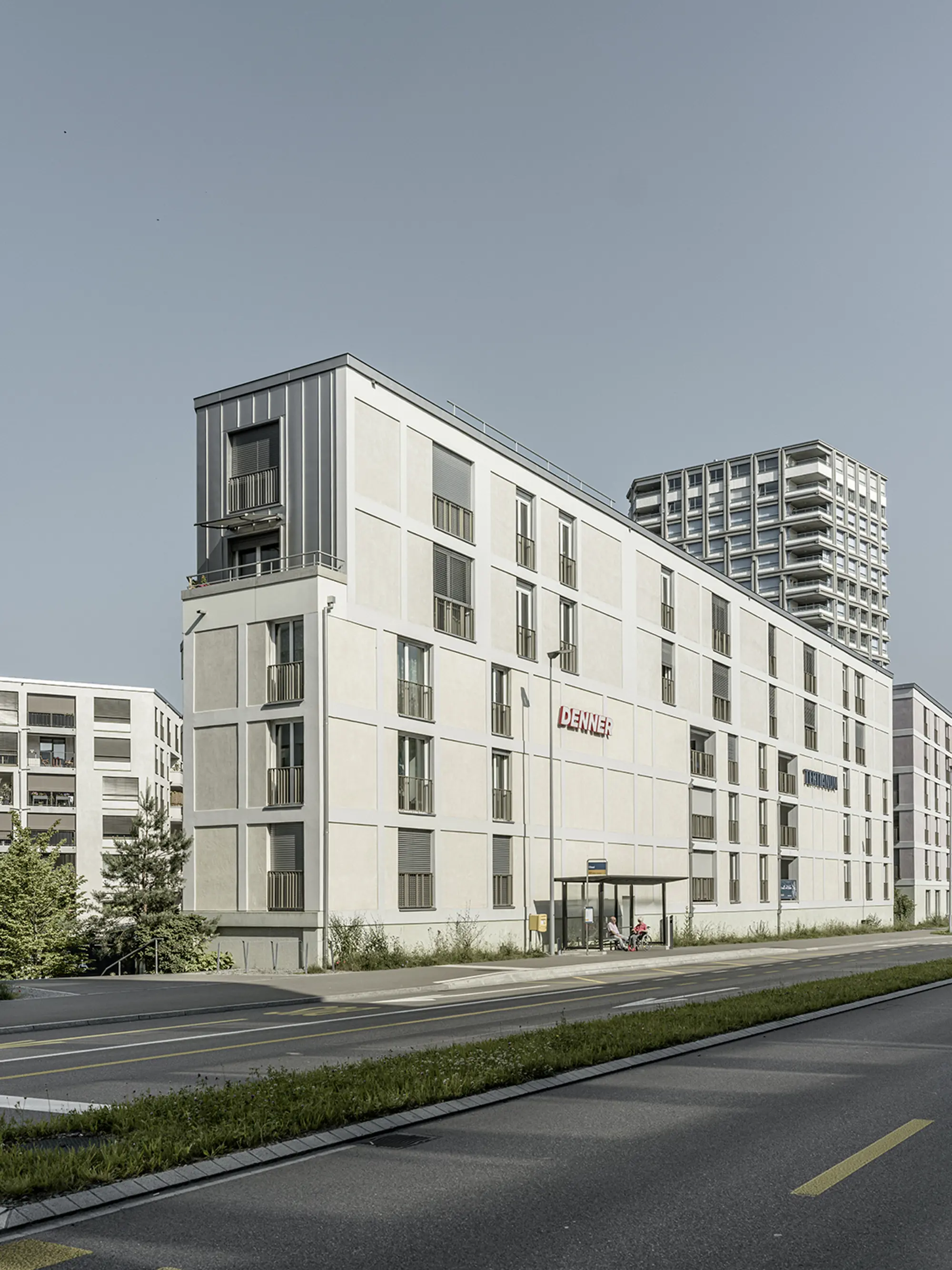 Seraina Invest Glasi Buelach NB 001 LR