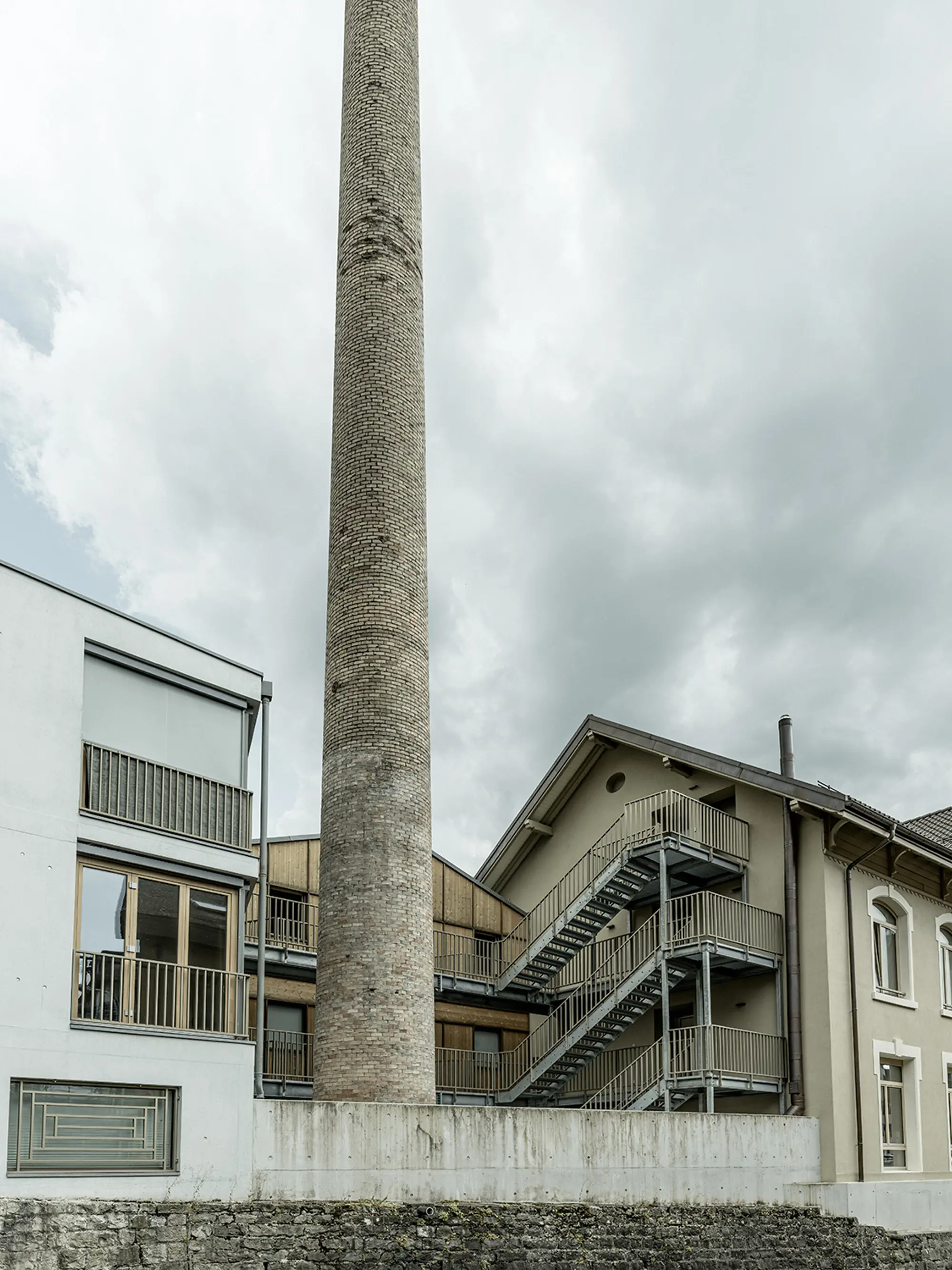 Seraina Invest Montreux NB 001 LR